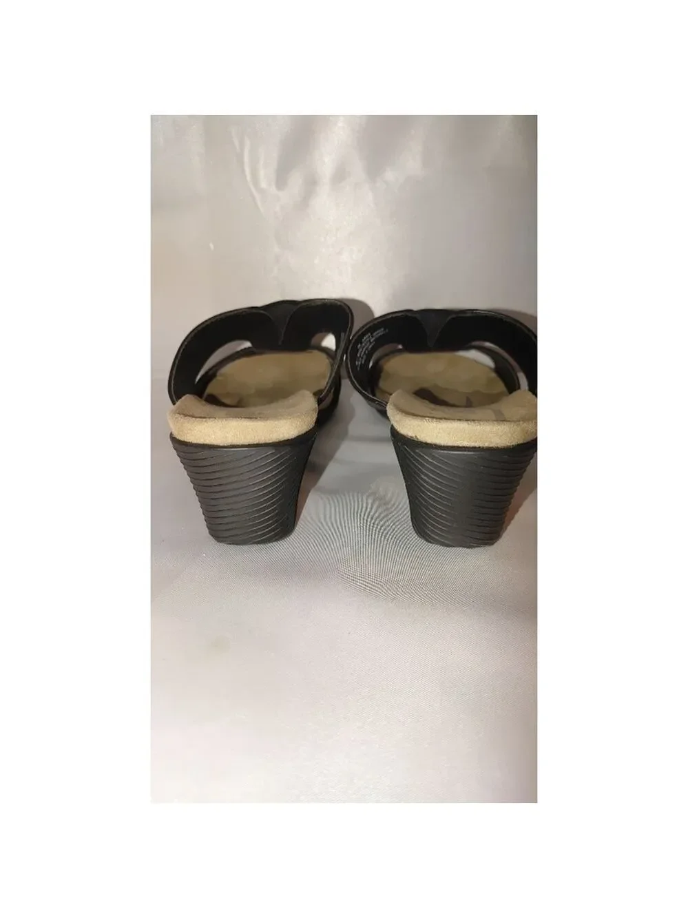 Axxiom Arika Sandals Size 9M